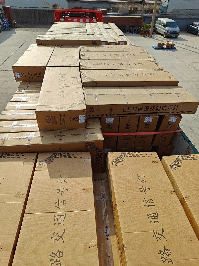 LED��·��ͨ�źŵ�